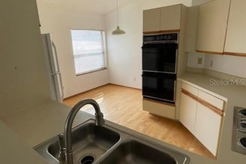 Condominio en alquiler en Orlando, Florida, 3 dormitorios, 139.35 m2 № 1542330 - foto 4