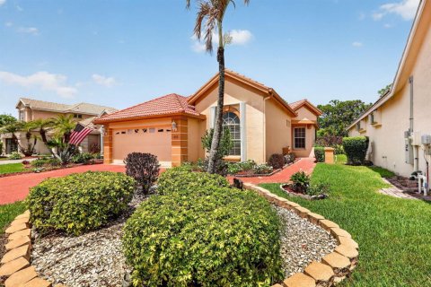 Villa ou maison à vendre à Port St. Lucie, Floride: 2 chambres, 155.33 m2 № 2188752 - photo 3