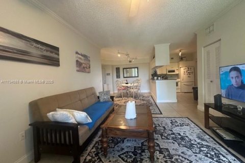 Copropriété à vendre à Sunny Isles Beach, Floride: 2 chambres, 103.68 m2 № 1710062 - photo 7