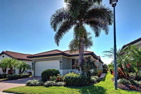 Casa en Venice, Florida 2 dormitorios, 146.88 m2 № 2096774