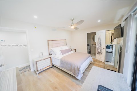 Condo in Delray Beach, Florida, 2 bedrooms  № 2004354 - photo 9