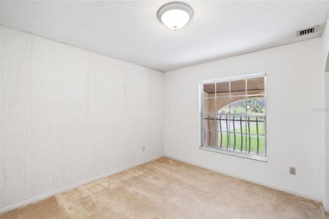 House in Temple Terrace, Florida 3 bedrooms, 218.78 sq.m. № 1883346 - photo 9