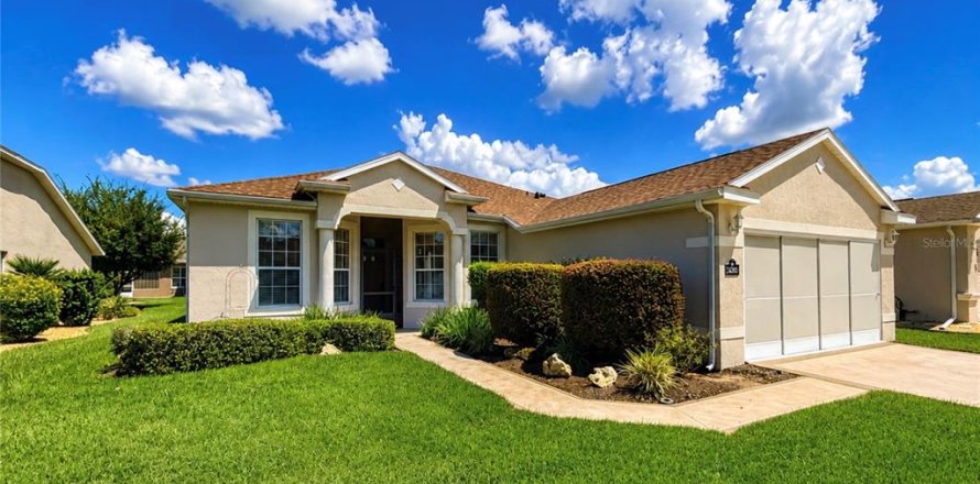 Villa ou maison à Ocala, Floride 3 chambres, 164.72 m2 № 2341877