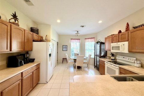 Villa ou maison à vendre à Ocala, Floride: 3 chambres, 164.72 m2 № 2341877 - photo 11