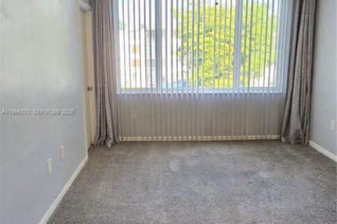 Купить кондоминиум в Майами, Флорида 1 спальня, 83.43м2, № 2055975 - фото 27