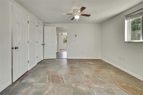 Duplex à vendre à Hudson, Floride: 4 chambres, 153.85 m2 № 2094008 - photo 21