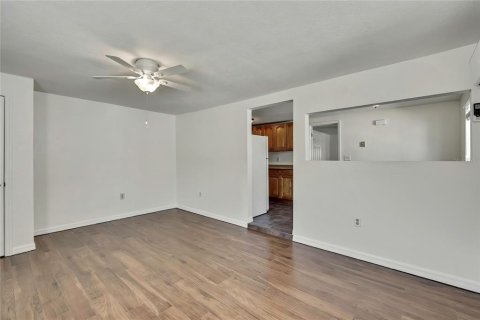 Duplex à vendre à Hudson, Floride: 4 chambres, 153.85 m2 № 2094008 - photo 30