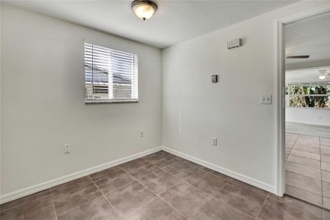 Duplex à vendre à Hudson, Floride: 4 chambres, 153.85 m2 № 2094008 - photo 8
