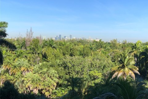 Condo in Key Biscayne, Florida, 2 bedrooms  № 1861418 - photo 9