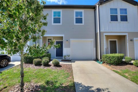 Townhouse in Davenport, Florida 3 bedrooms, 130.43 sq.m. № 1791630 - photo 1