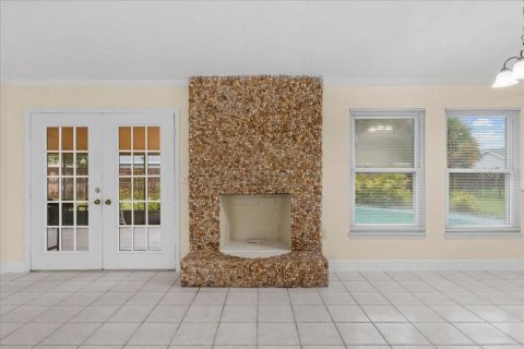 House in Orlando, Florida 4 bedrooms, 140.28 sq.m. № 2231424 - photo 4