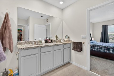 House in Lakeland, Florida 4 bedrooms, 169.83 sq.m. № 2215856 - photo 18