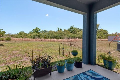 House in Lakeland, Florida 4 bedrooms, 169.83 sq.m. № 2215856 - photo 7