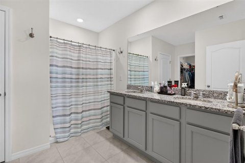 House in Lakeland, Florida 4 bedrooms, 169.83 sq.m. № 2215856 - photo 19