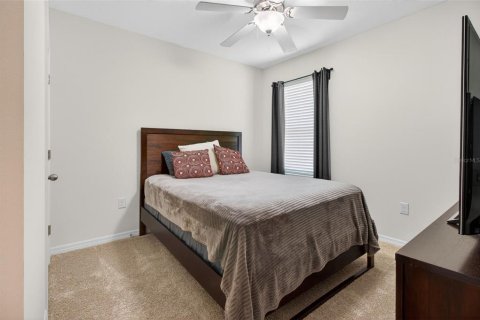 House in Lakeland, Florida 4 bedrooms, 169.83 sq.m. № 2215856 - photo 24
