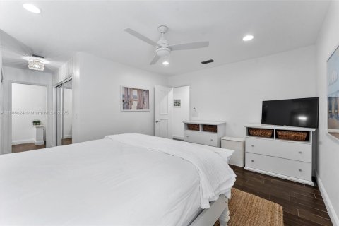 House in Palm Beach Gardens, Florida 3 bedrooms, 137.5 sq.m. № 1932778 - photo 29