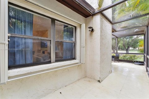 House in Palm Beach Gardens, Florida 3 bedrooms, 137.5 sq.m. № 1932778 - photo 17