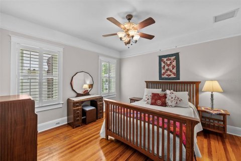 Casa en venta en Tampa, Florida, 4 dormitorios, 251.77 m2 № 2204045 - foto 20