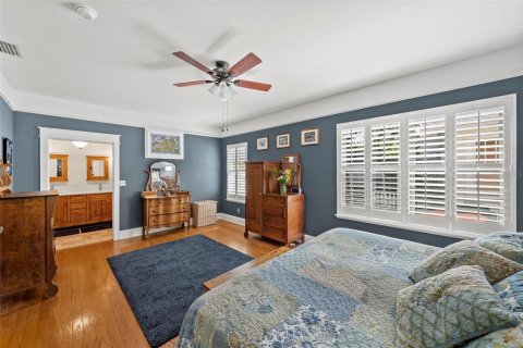 Casa en venta en Tampa, Florida, 4 dormitorios, 251.77 m2 № 2204045 - foto 27