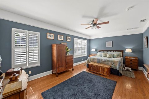 Casa en venta en Tampa, Florida, 4 dormitorios, 251.77 m2 № 2204045 - foto 28