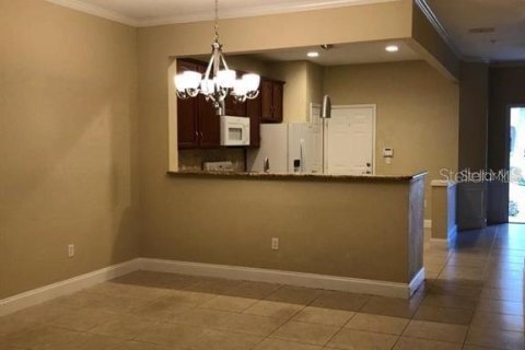 Touwnhouse à louer à Orlando, Floride: 3 chambres, 156.26 m2 № 2431255 - photo 5