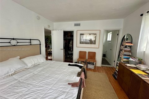 Appartement à louer à Bay Harbor Islands, Floride: 2 chambres, 134.71 m2 № 1855280 - photo 5