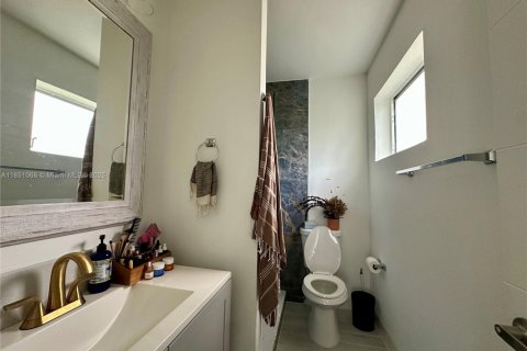 Appartement à louer à Bay Harbor Islands, Floride: 2 chambres, 134.71 m2 № 1855280 - photo 6