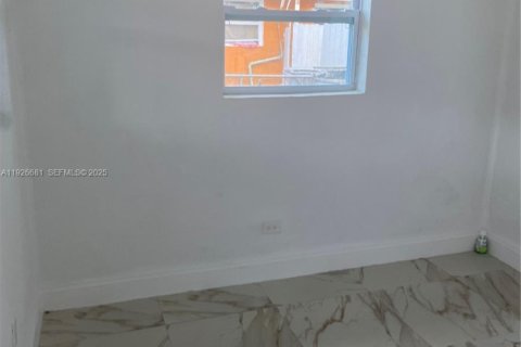 Villa ou maison à vendre à Pompano Beach, Floride: 3 chambres, 81.38 m2 № 1994951 - photo 10