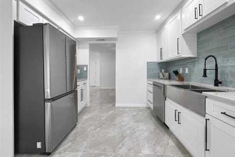 Adosado en venta en Clearwater, Florida, 3 dormitorios, 170.2 m2 № 1578157 - foto 12