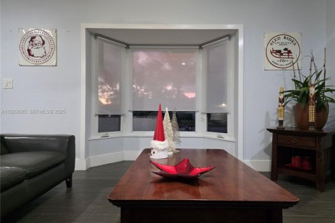 Купить виллу или дом в Майами, Флорида 3 спальни, 142.14м2, № 1985689 - фото 5