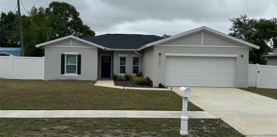 House in Spring Hill, Florida 3 bedrooms, 148.64 sq.m. № 1810702