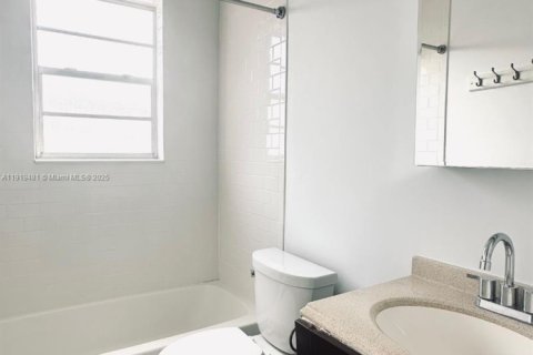 Appartement à louer à Miami Beach, Floride: 39.48 m2 № 1974668 - photo 8