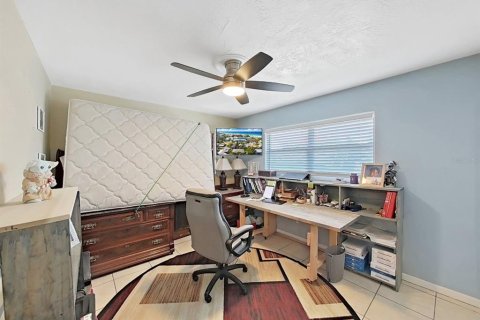 Commercial property in Indian Rocks Beach, Florida 423.26 sq.m. № 2098771 - photo 24