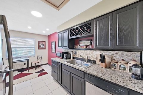 Commercial property in Indian Rocks Beach, Florida 423.26 sq.m. № 2098771 - photo 19