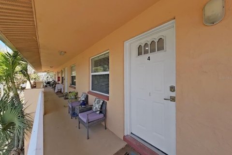 Commercial property in Indian Rocks Beach, Florida 423.26 sq.m. № 2098771 - photo 5