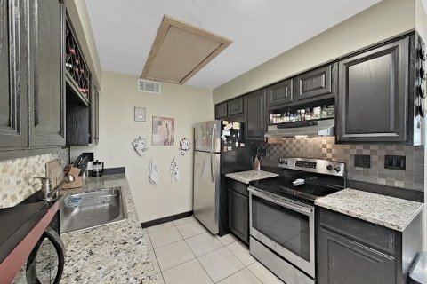 Commercial property in Indian Rocks Beach, Florida 423.26 sq.m. № 2098771 - photo 15