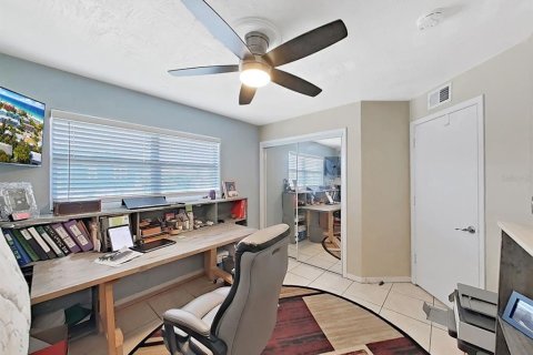 Commercial property in Indian Rocks Beach, Florida 423.26 sq.m. № 2098771 - photo 25