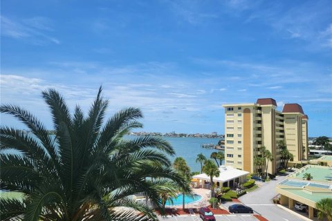 Copropriété à louer à Saint Petersburg, Floride: 2 chambres, 97.55 m2 № 2339305 - photo 4