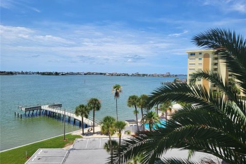 Copropriété à louer à Saint Petersburg, Floride: 2 chambres, 97.55 m2 № 2339305 - photo 2