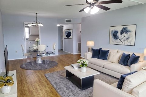 Copropriété à louer à Saint Petersburg, Floride: 2 chambres, 97.55 m2 № 2339305 - photo 11