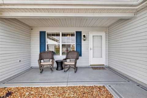 House in The Villages, Florida 3 bedrooms, 129.32 sq.m. № 2092922 - photo 5