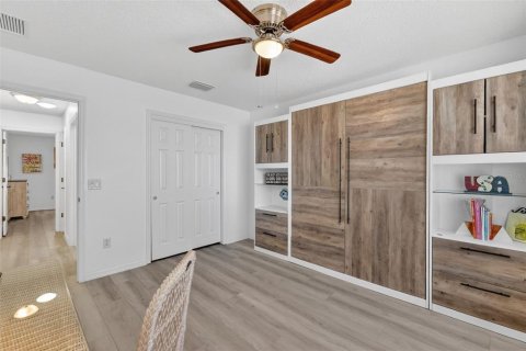 House in The Villages, Florida 3 bedrooms, 129.32 sq.m. № 2092922 - photo 27