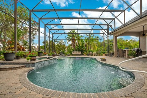 House in Winter Haven, Florida 4 bedrooms, 378.11 sq.m. № 1520659 - photo 4
