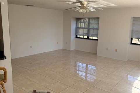 Condo in Punta Gorda, Florida, 2 bedrooms № 2119692 - photo 21