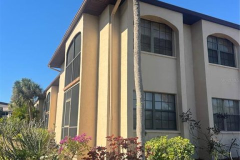 Condo in Punta Gorda, Florida, 2 bedrooms  № 2119692