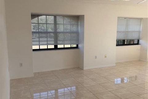 Condo in Punta Gorda, Florida, 2 bedrooms № 2119692 - photo 13