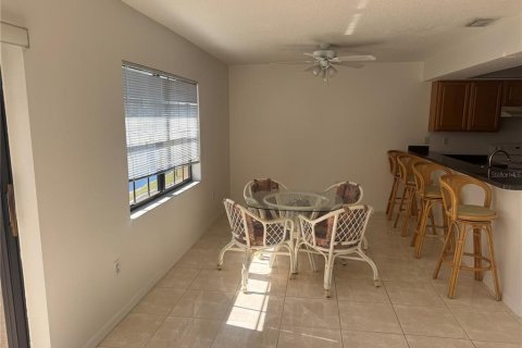 Condo in Punta Gorda, Florida, 2 bedrooms № 2119692 - photo 16