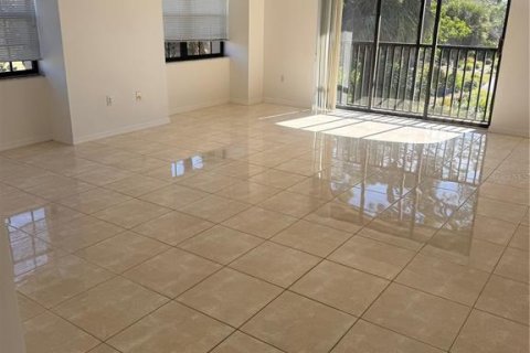 Condo in Punta Gorda, Florida, 2 bedrooms № 2119692 - photo 6