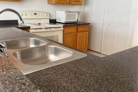 Condo in Punta Gorda, Florida, 2 bedrooms № 2119692 - photo 18