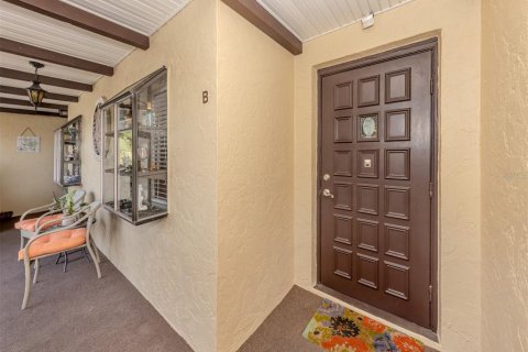 Condo in Venice, Florida, 2 bedrooms  № 1858012 - photo 5